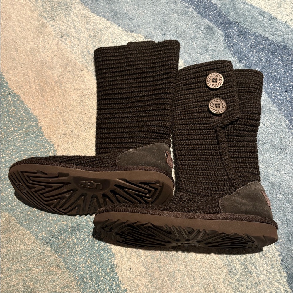 UGG Knit 2 Button Boots, Sz 3